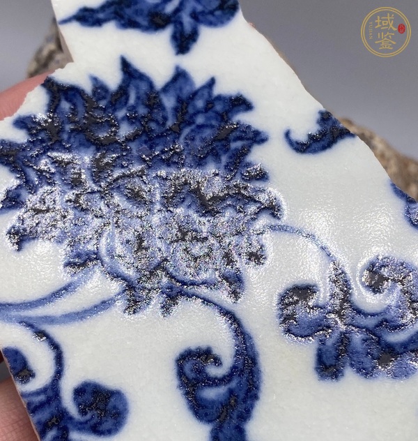 古玩陶瓷青花纏枝蓮真品鑒賞圖