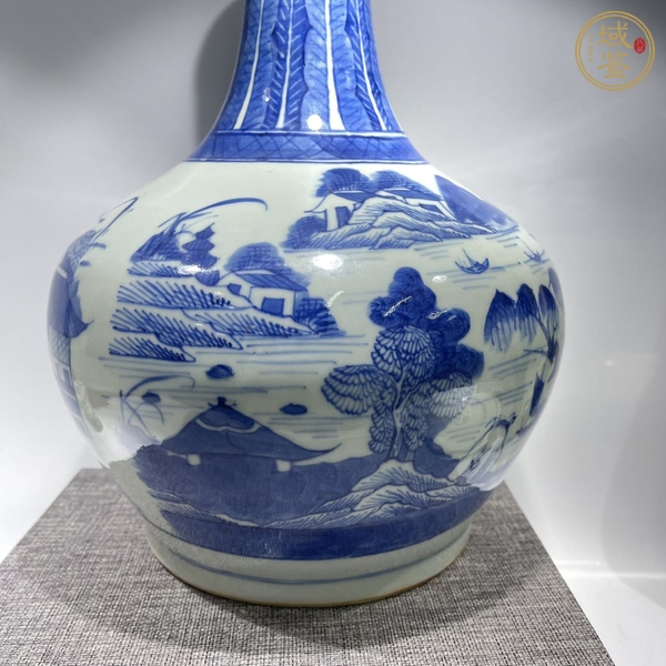 古玩陶瓷青花瓶真品鑒賞圖