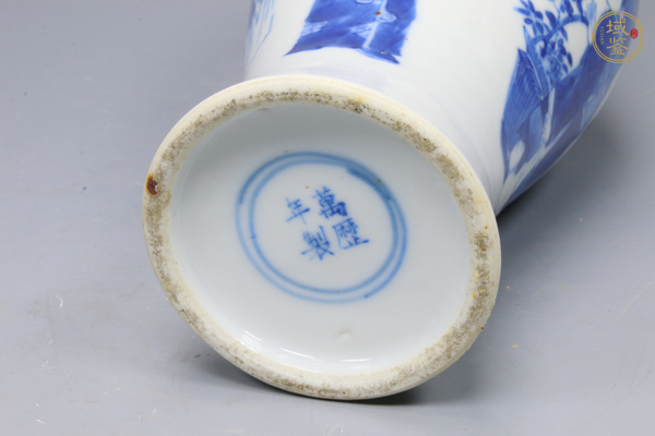 古玩陶瓷清晚期·青花八仙人物故事紋觀音瓶真品鑒賞圖