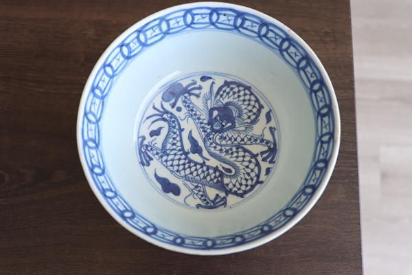 古玩陶瓷清雍正青花八蠻進寶圖碗拍賣,當(dāng)前價格6500元