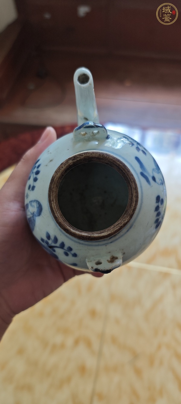 古玩陶瓷高士圖青花提梁壺真品鑒賞圖