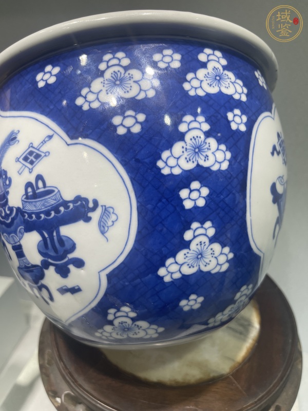 古玩陶瓷青花冰梅博古小缸真品鑒賞圖