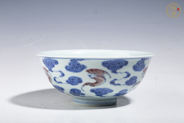 古玩清乾隆·青花釉里紅洪福齊天紋碗真品鑒賞圖