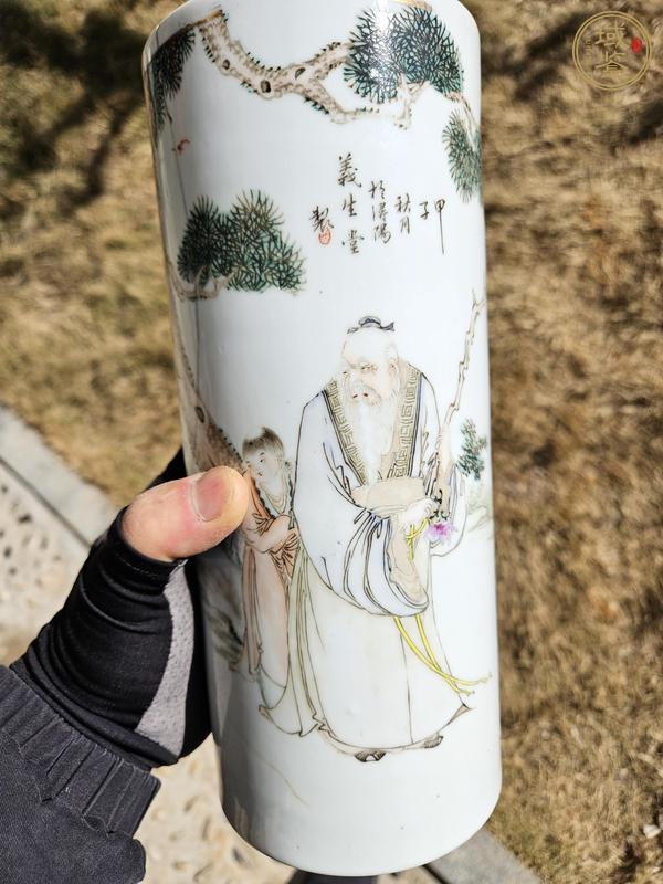 古玩陶瓷淺絳彩人物帽筒真品鑒賞圖