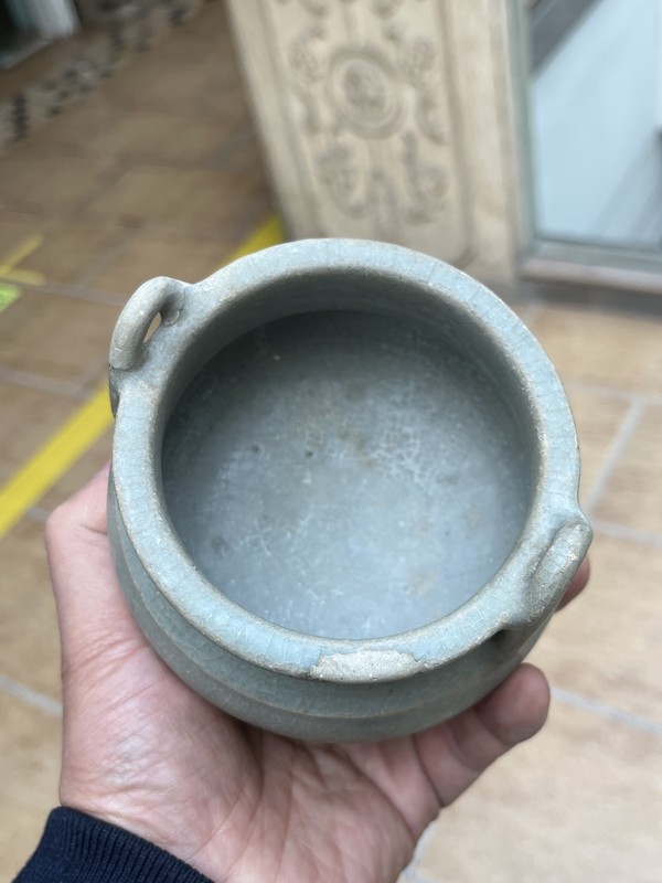 古玩陶瓷【無托實拍】龍泉青瓷雙耳三足爐拍賣，當前價格888元