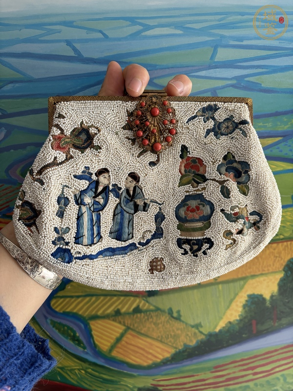 古玩刺繡手包真品鑒賞圖