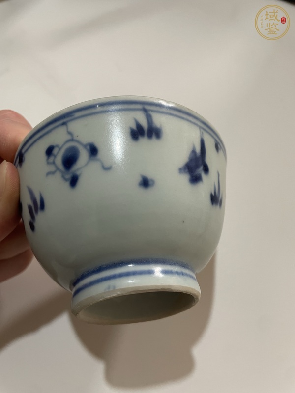 古玩陶瓷青花花卉紋杯真品鑒賞圖