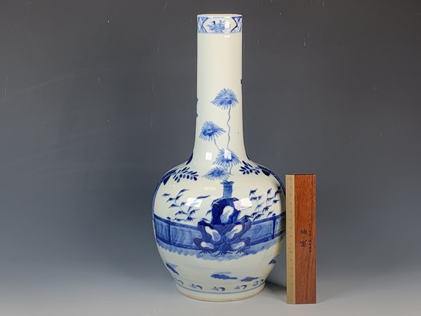 古玩陶瓷清晚期·青花三娘教子人物紋天球瓶拍賣,當前價格568元