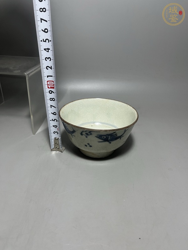 古玩陶瓷青花魚藻紋茶碗真品鑒賞圖