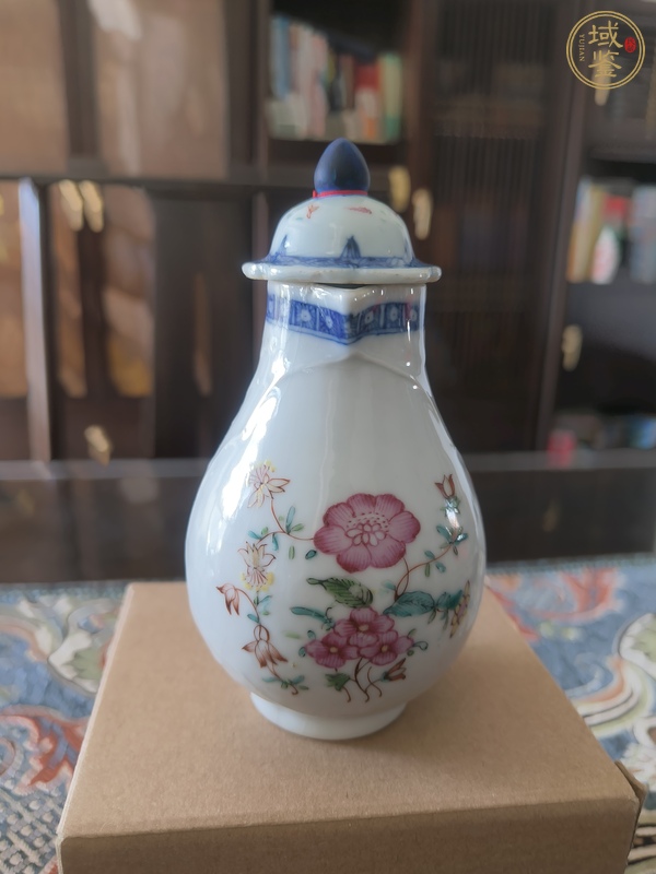 古玩陶瓷清乾隆青花廣彩奶壺真品鑒賞圖