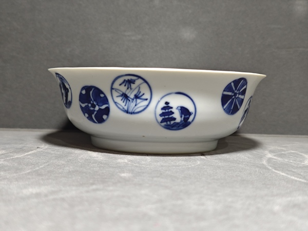 古玩轉(zhuǎn)賣青花皮球花紋碗拍賣，當(dāng)前價格12000元