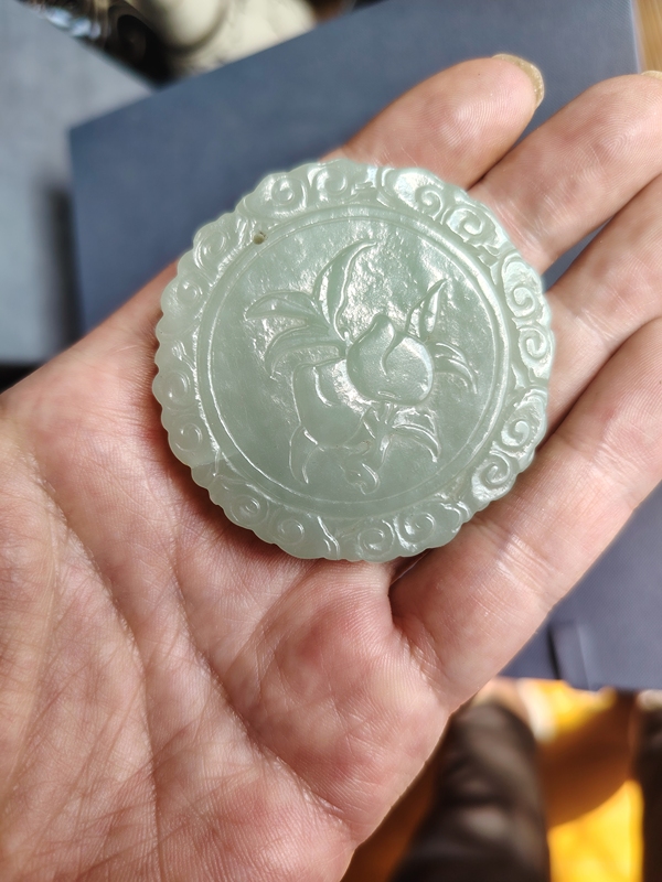 古玩玉器和田玉雕“童子祝壽”牌拍賣，當前價格1500元