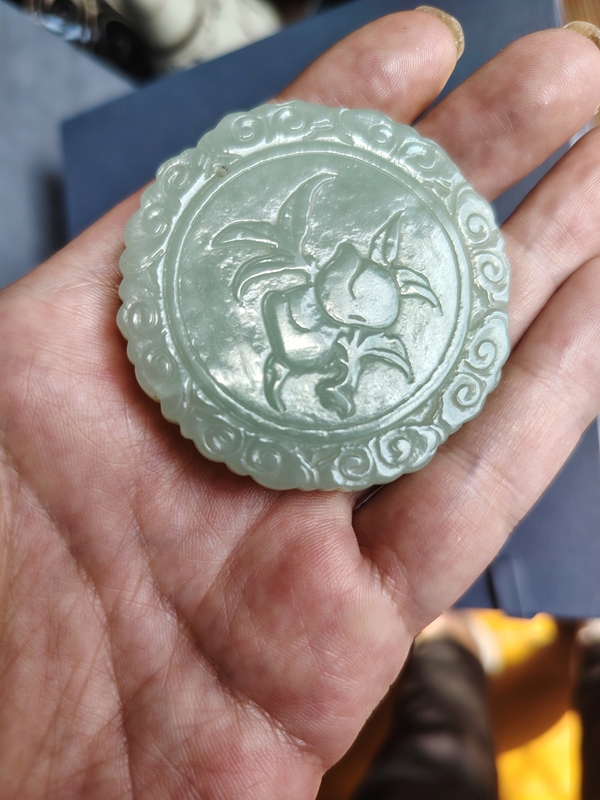 古玩玉器和田玉雕“童子祝壽”牌拍賣，當前價格1500元