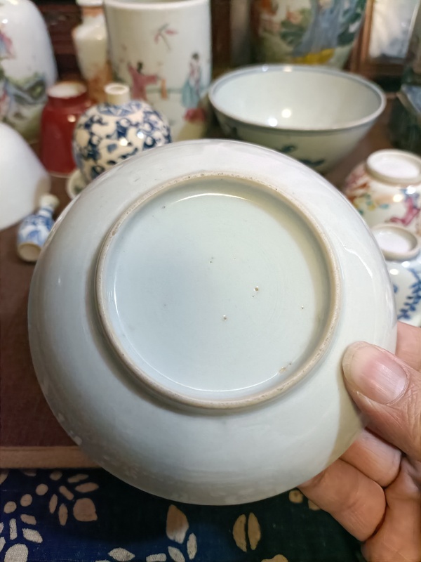古玩陶瓷道光青花蝶戀花紋盤拍賣，當(dāng)前價格3888元