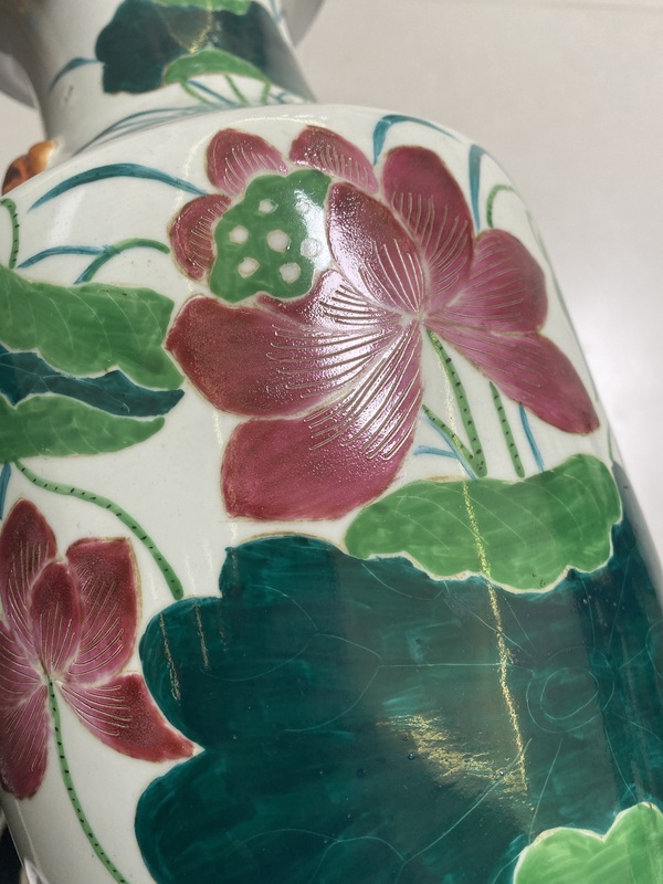 古玩陶瓷粉彩花卉紋撇口瓶拍賣,當前價格1688元