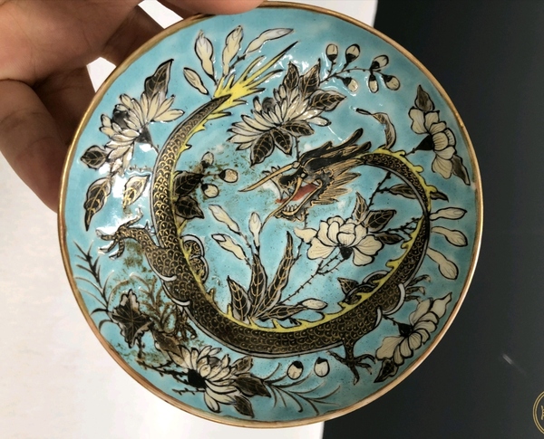 古玩陶瓷清晚·大雅齋風格松石綠地粉彩龍穿花紋杯碟一套拍賣，當前價格2800元