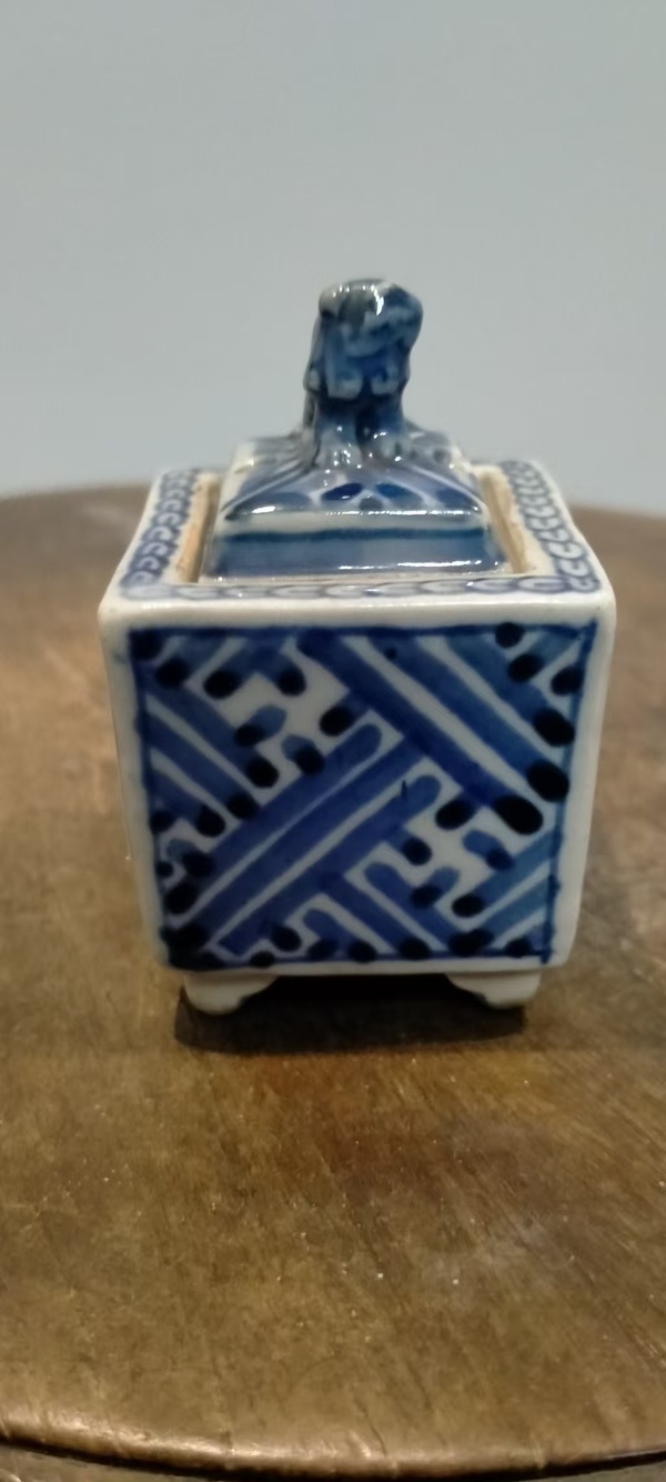 古玩陶瓷民國(guó)時(shí)期人物故事廣彩碗拍賣，當(dāng)前價(jià)格200元