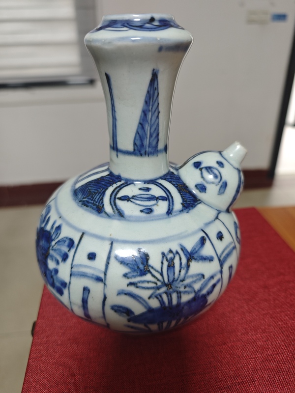 古玩陶瓷明萬(wàn)歷 青花花卉紋軍持拍賣，當(dāng)前價(jià)格18000元
