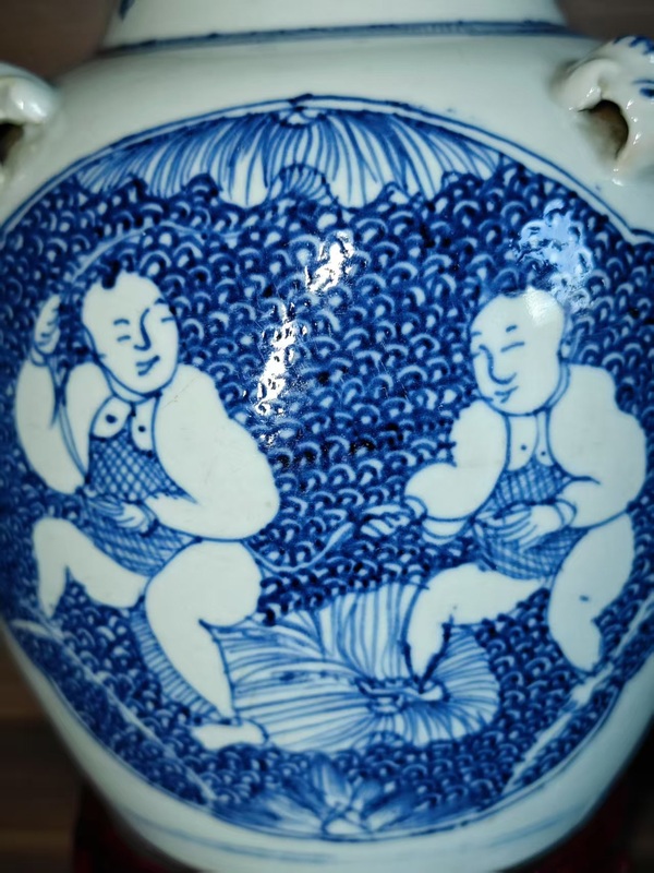古玩陶瓷清雍正青花連生貴子圖茶壺拍賣，當前價格3456元