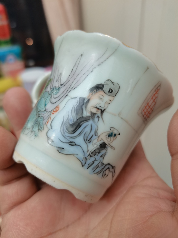 古玩陶瓷民國 吳海峰繪畫人物紋把杯一對拍賣，當前價格3800元