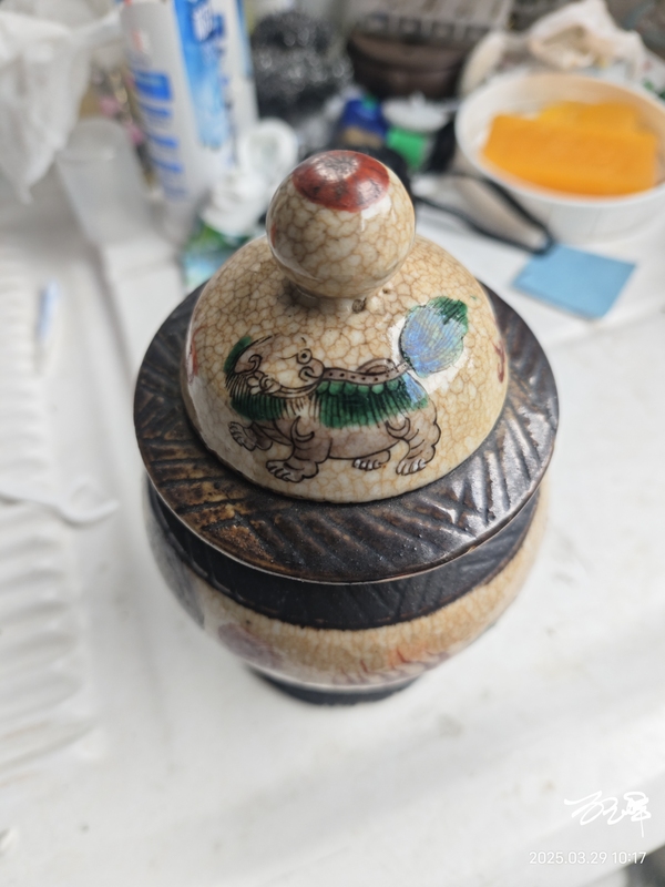 古玩陶瓷哥釉五彩獅子滾繡球圖將軍罐拍賣(mài)，當(dāng)前價(jià)格1288元