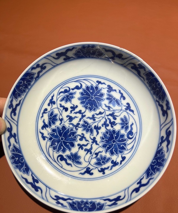 古玩陶瓷官拍賣，當(dāng)前價格8000元