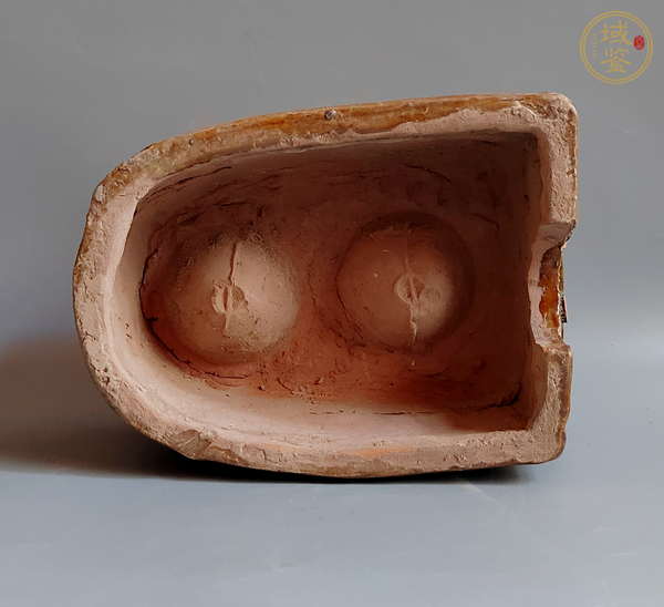 古玩陶瓷黃釉印花陶灶真品鑒賞圖