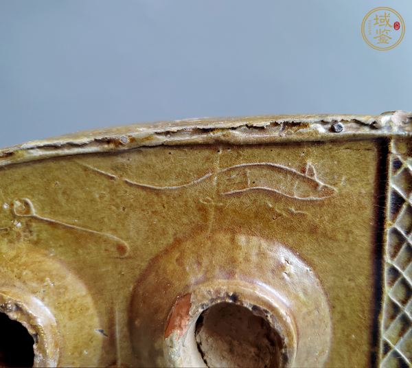 古玩陶瓷黃釉印花陶灶真品鑒賞圖