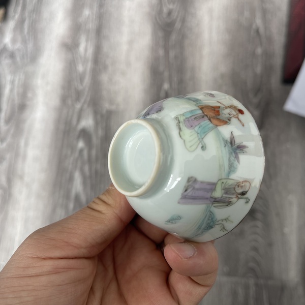 古玩陶瓷清晚期粉彩人物故事杯 茶杯酒杯小碗茶圓拍賣(mài),當(dāng)前價(jià)格1850元