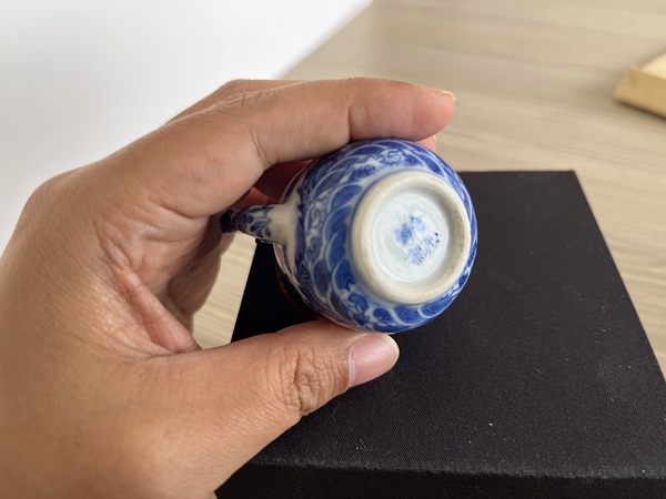古玩陶瓷清晚期青花龍鳳紋提梁壺文房水滴拍賣,當前價格6888元