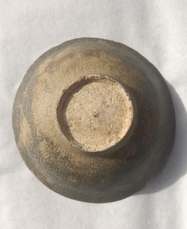 古玩陶瓷明代龍泉窯系印花碗拍賣(mài),當(dāng)前價(jià)格12000元