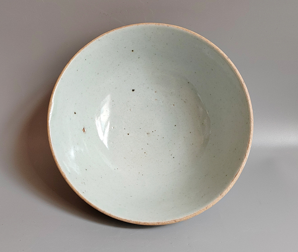 古玩陶瓷清代中期豆青釉碗拍賣,當前價格238元