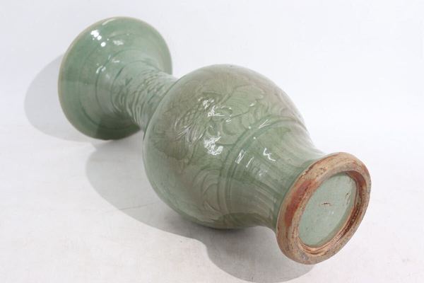 古玩陶瓷龍泉竹口窯刻花花觚拍賣，當前價格120000元