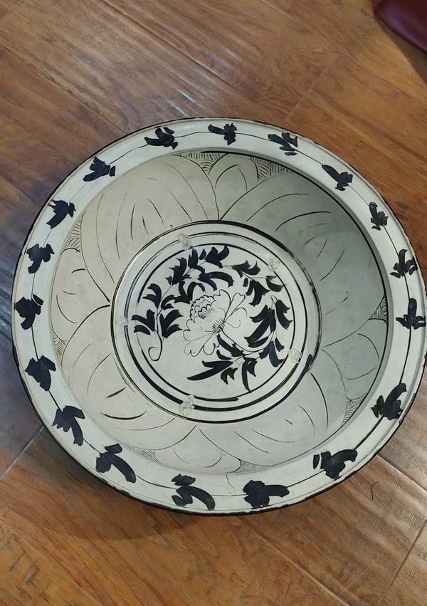 古玩陶瓷磁州窯白地黑花盆拍賣，當(dāng)前價格42000元