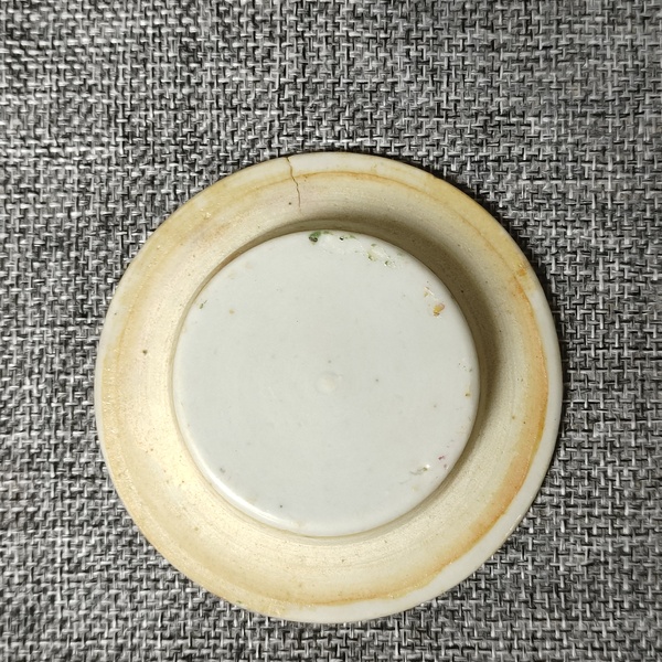 古玩陶瓷人物花鳥(niǎo)蝶紋廣彩提梁壺拍賣(mài)，當(dāng)前價(jià)格1350元