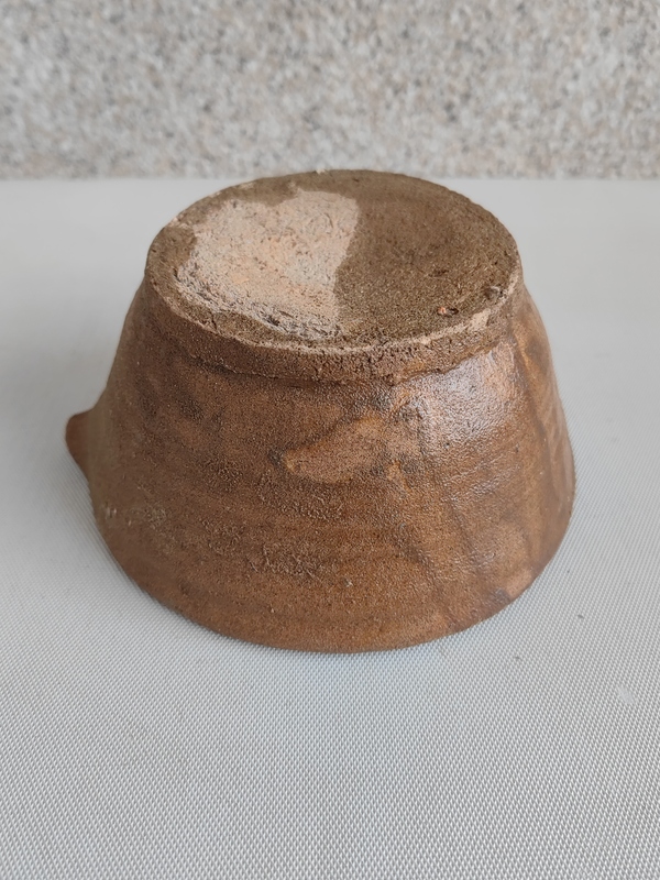古玩陶瓷黃釉茶研碗拍賣,當前價格680元
