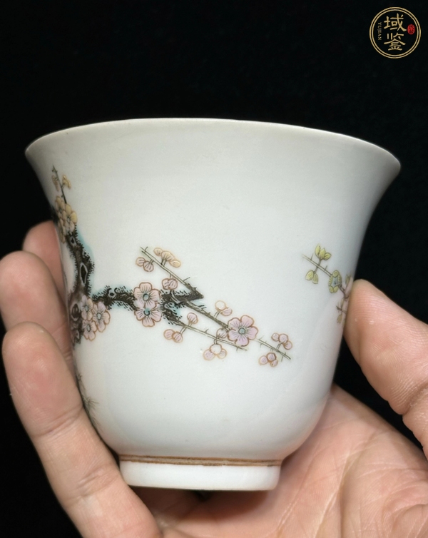 古玩陶瓷花鳥紋杯真品鑒賞圖