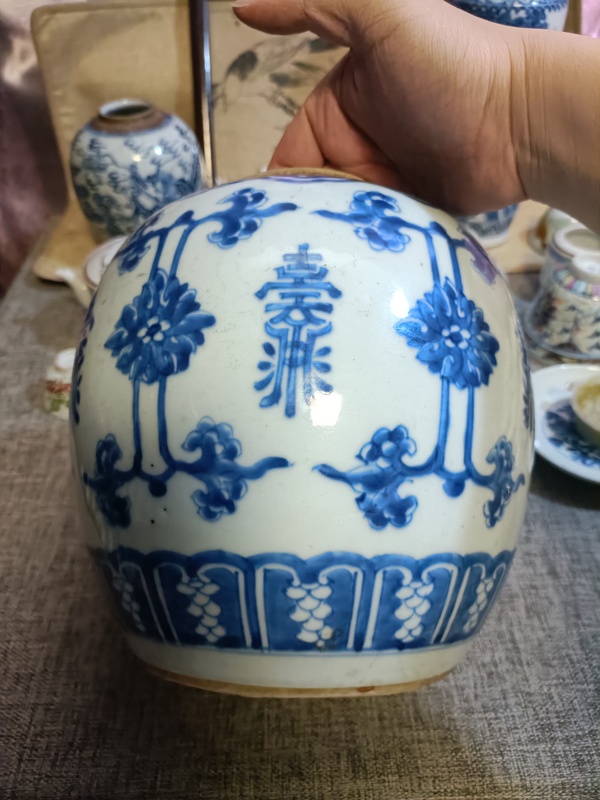 古玩陶瓷雍正青花花間壽紋罐拍賣，當前價格3888元