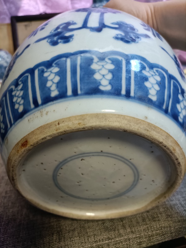 古玩陶瓷雍正青花花間壽紋罐拍賣，當前價格3888元