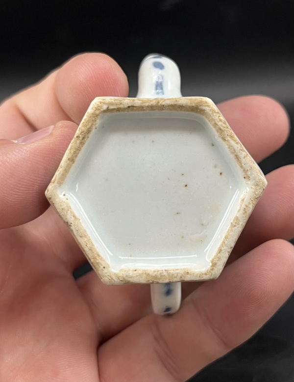 古玩陶瓷青花山水六方壺拍賣,當前價格1500元