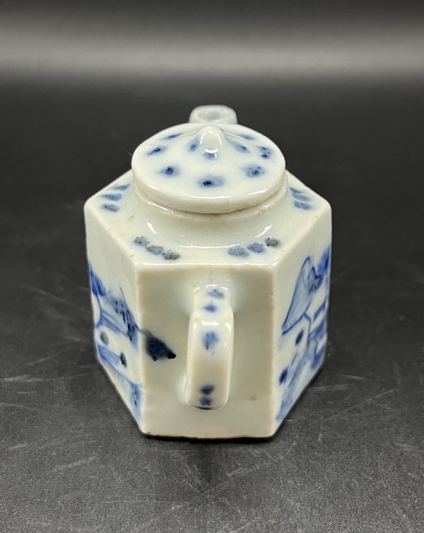 古玩陶瓷青花山水六方壺拍賣,當前價格1500元