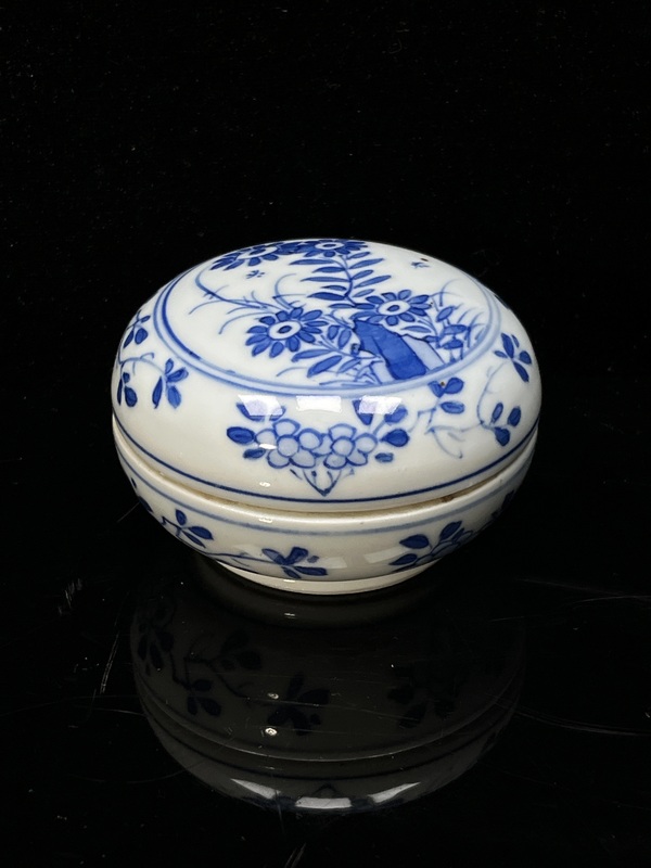 古玩轉賣康熙花卉紋青花印泥盒拍賣，當前價格480元