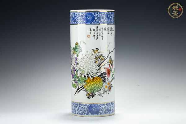 古玩清末民初·松月軒款青花粉彩花卉紋帽筒真品鑒賞圖