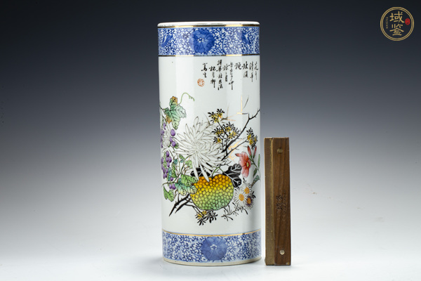 古玩陶瓷清末民初·松月軒款青花粉彩花卉紋帽筒真品鑒賞圖