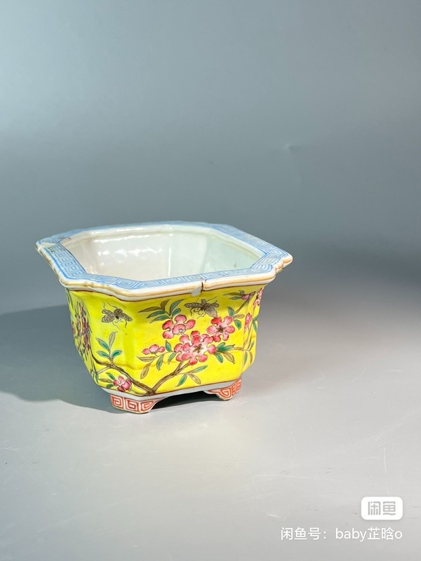 古玩陶瓷粉彩花盆拍賣，當前價格1800元