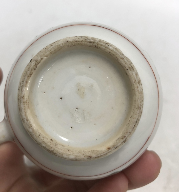 古玩陶瓷清康熙·五彩花卉紋執(zhí)杯拍賣,當(dāng)前價格5678元