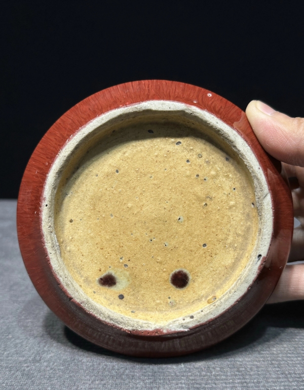 古玩陶瓷紅釉水盂拍賣,當前價格12000元