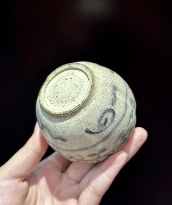 古玩陶瓷明早期青花花卉紋罐拍賣，當(dāng)前價(jià)格560元