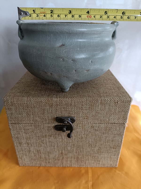 古玩陶瓷宋代五大名窯之一鈞窯天青釉香爐拍賣,當前價格19800元