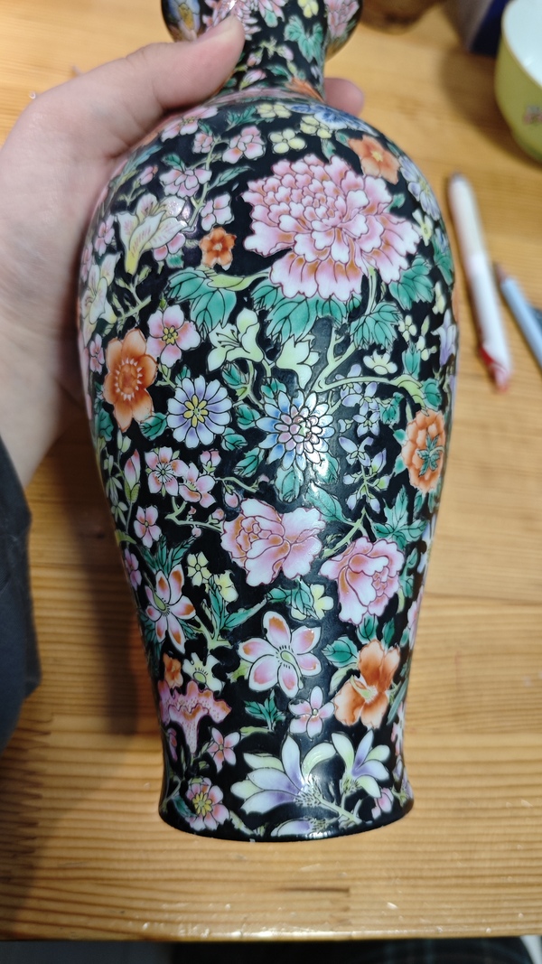 古玩陶瓷解放初 粉彩百花不落地瓶拍賣,當(dāng)前價格0元